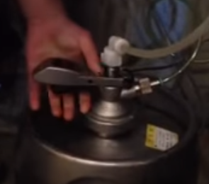 ビールサーバーの泡だらけトラブル