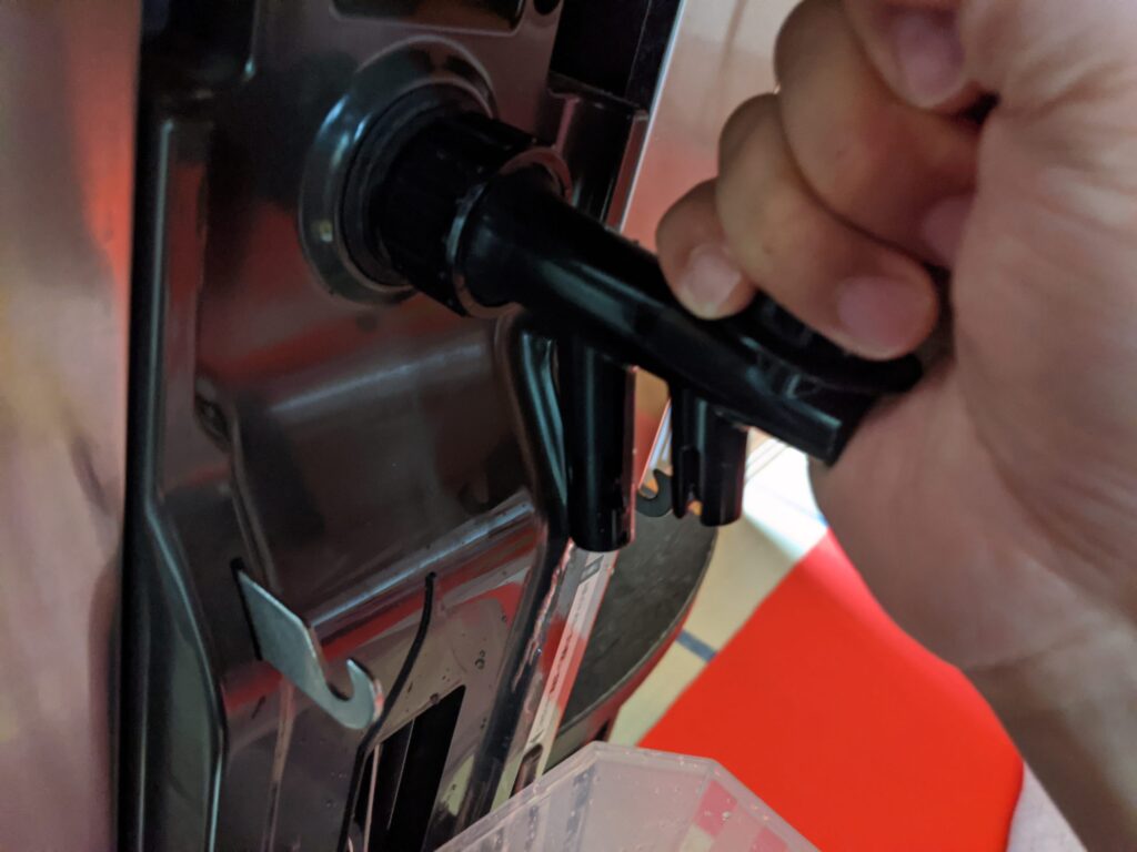 ビールサーバーからビールが出ないトラブル