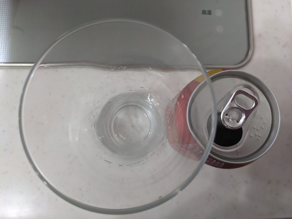 「バーリアルグラン」のフタを開けたところ