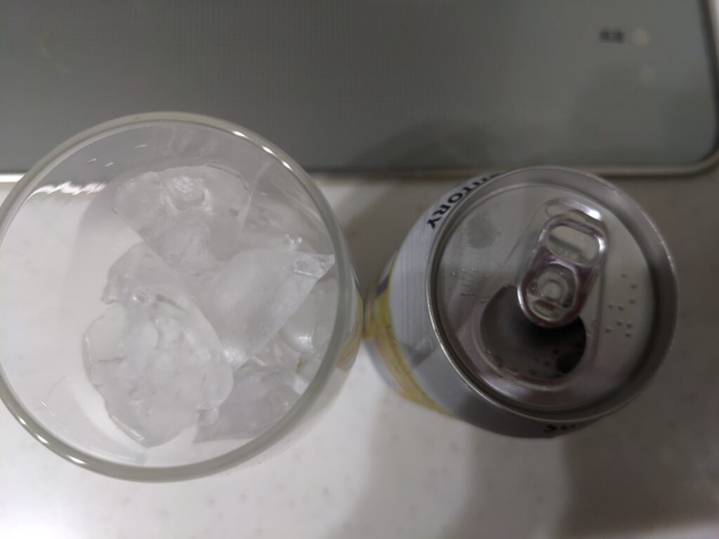 「アイスドラフト生」のフタを開けたところ