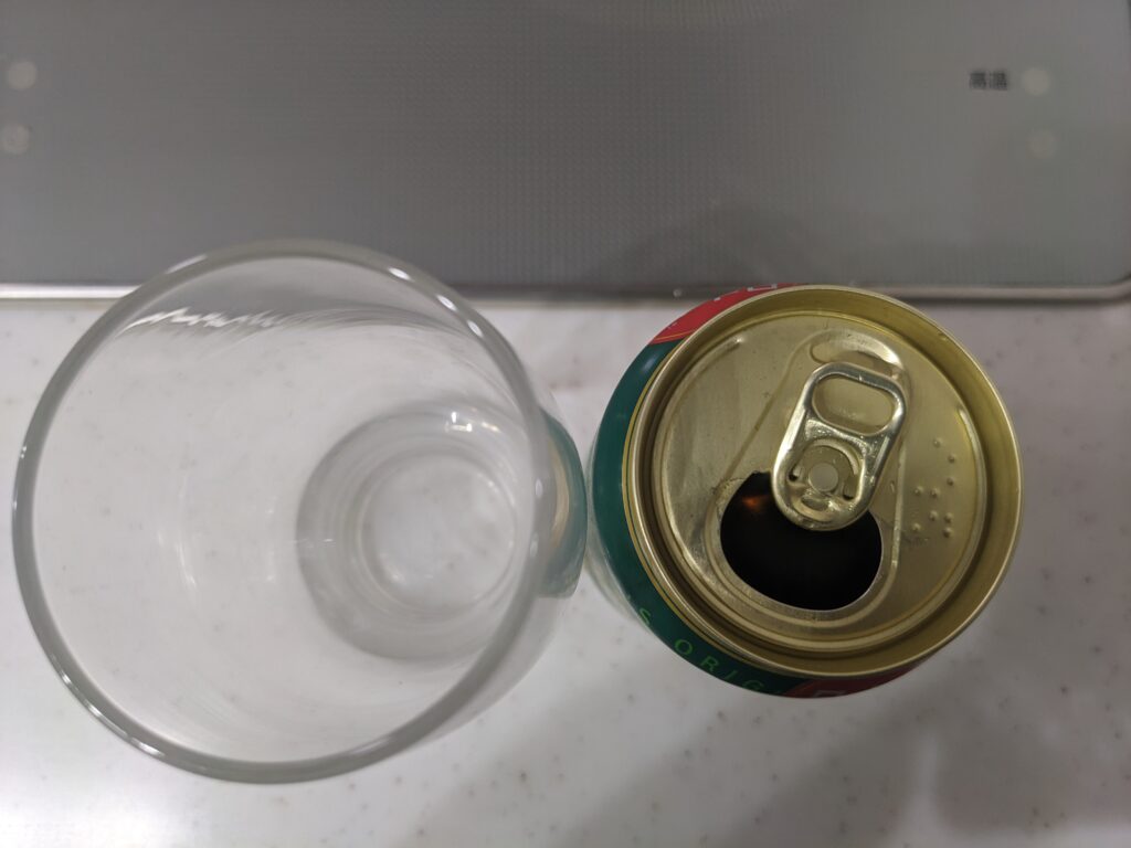 「サッポロ生ビールナナマル」のフタを開けたところ