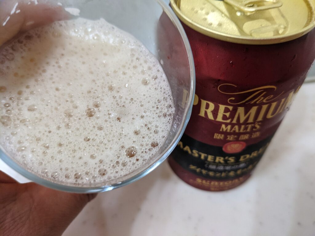 マスターズドリームダイヤモンド麦芽の恵みを飲むところ