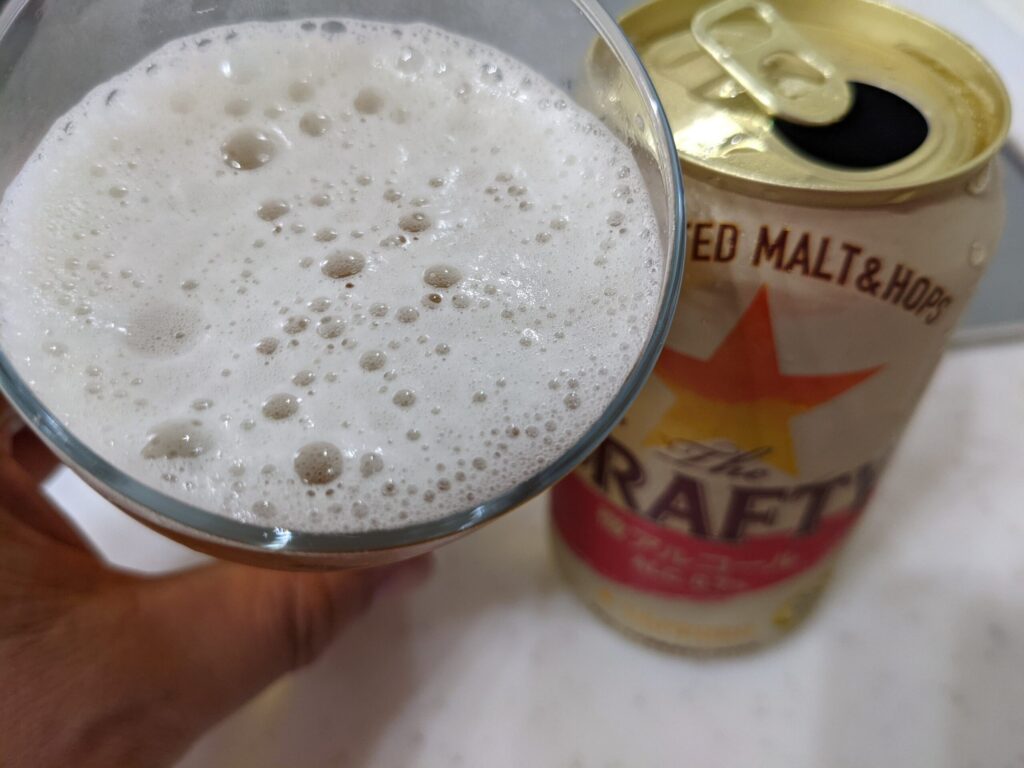 サッポロザ・ドラフティを一口飲んだところ
