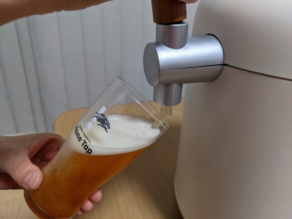 ホームタップで豊潤496を8割程注いでいる
