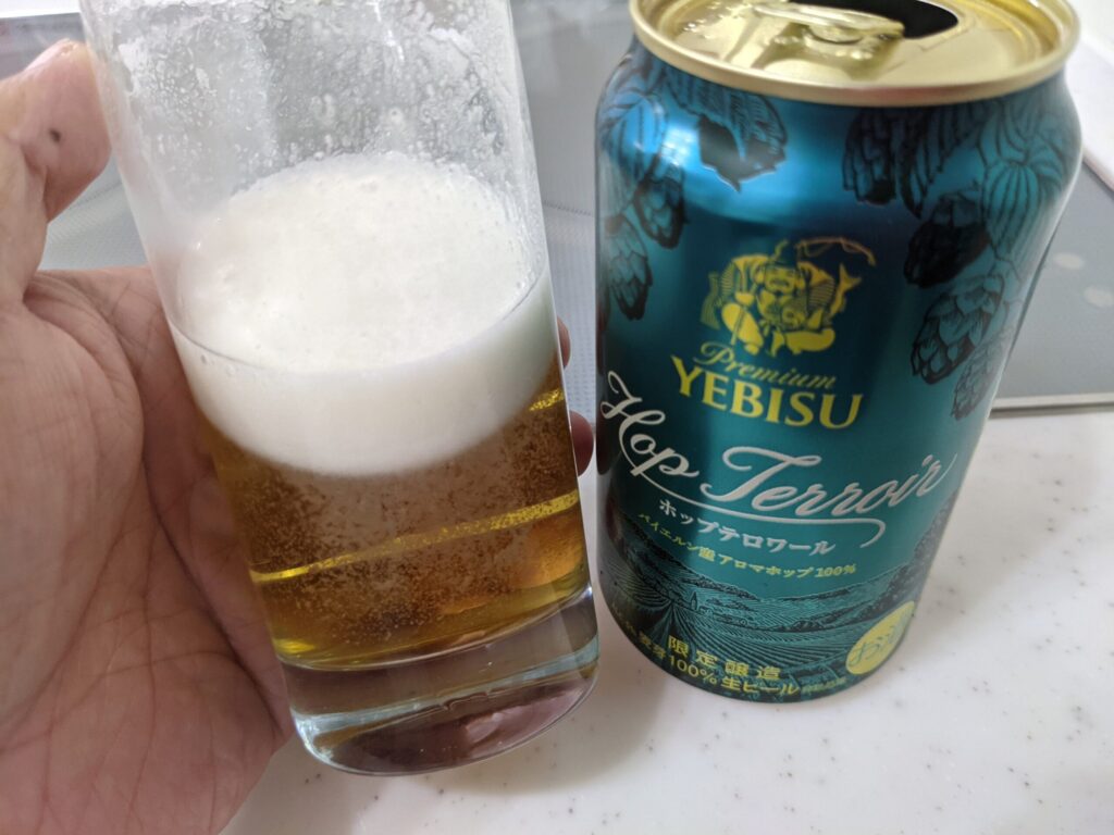 残り3割程のグラスに入ったヱビスホップテロワール