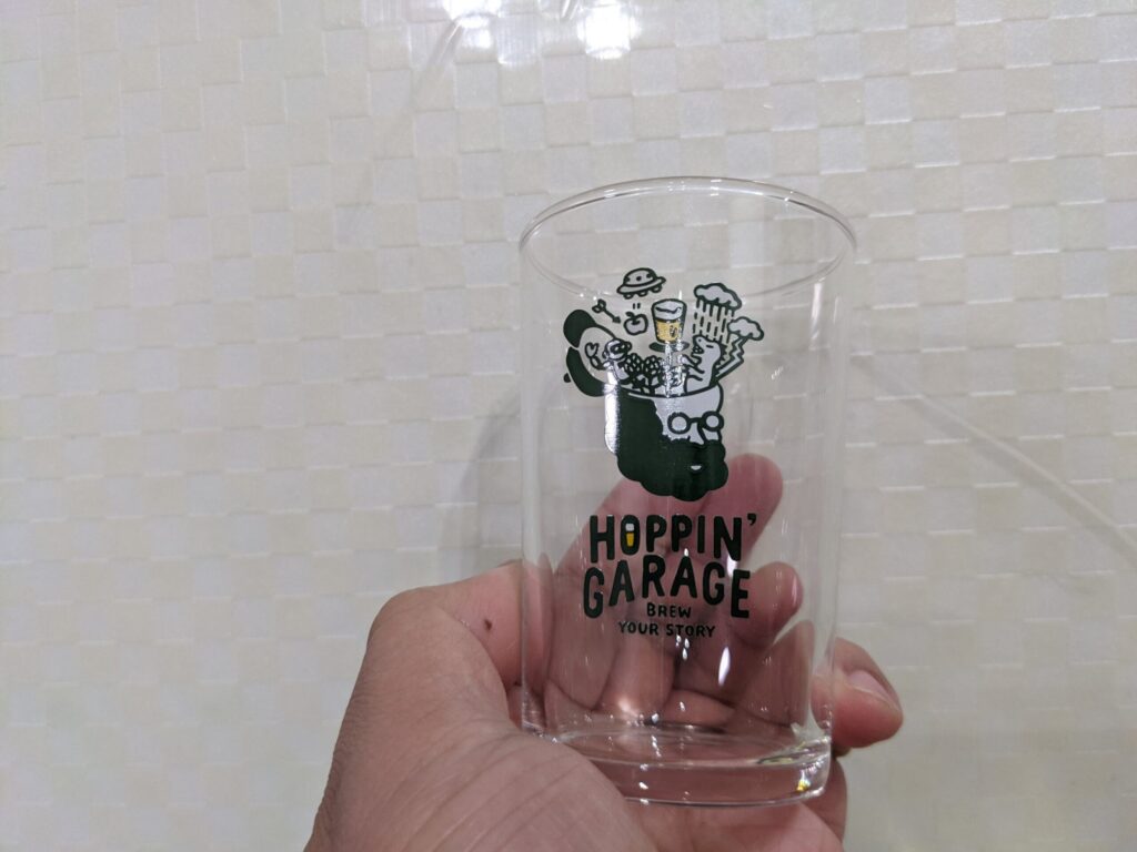 ホッピンおじさんのグラス
