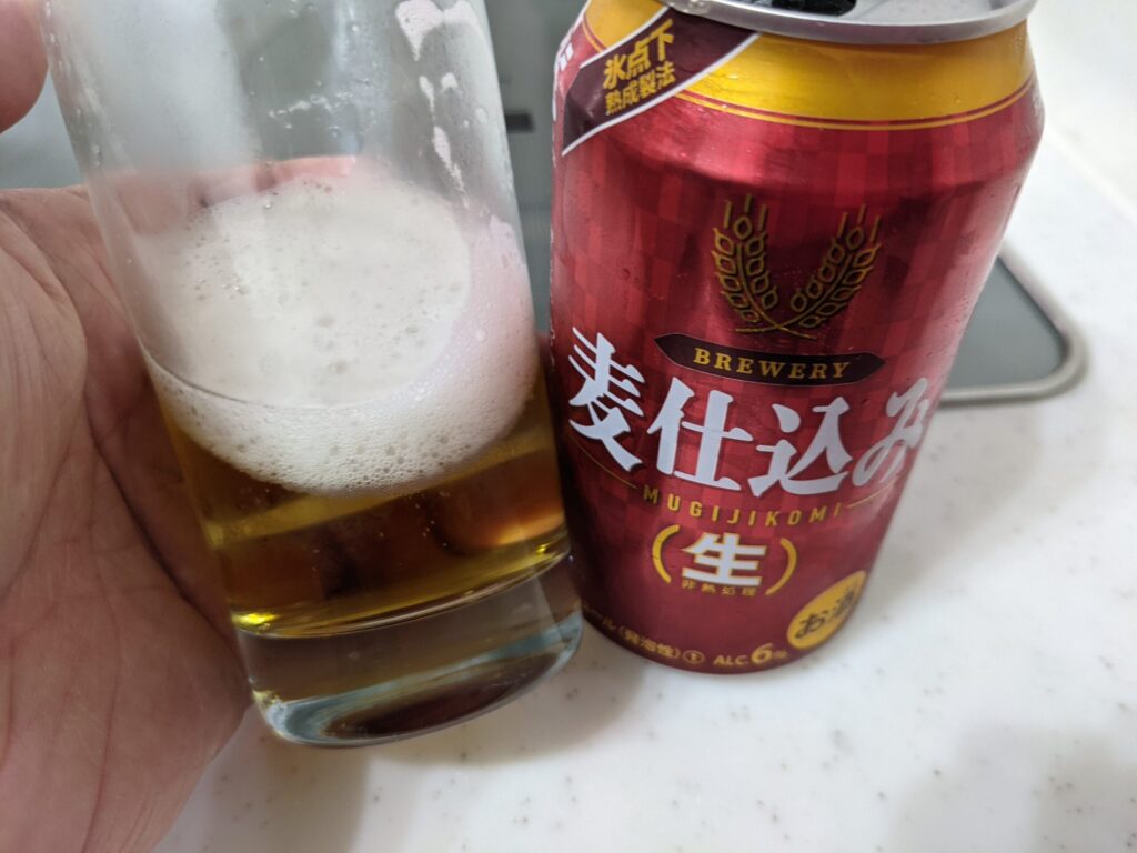 残り2割程の「麦仕込み（生）」が入ったグラス