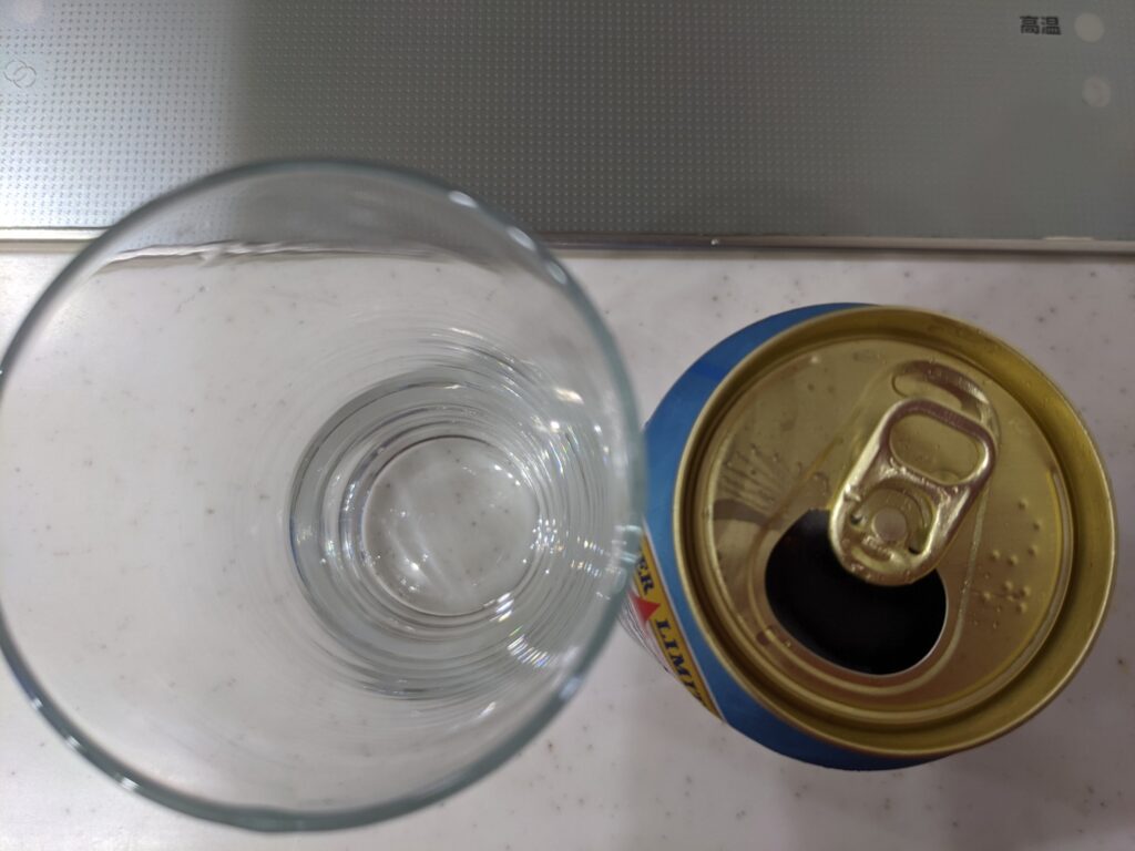 「サマーピルス（サッポロビール園）」のフタを開けたところ