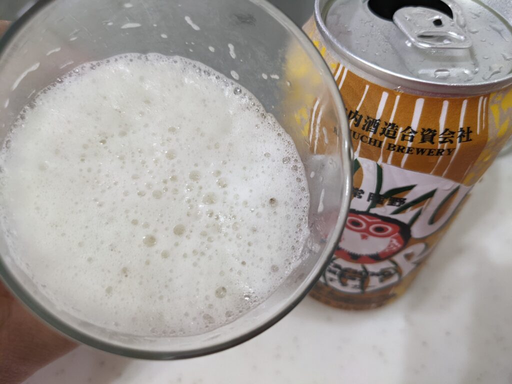 「ゆずラガー（常陸野ネスト）」を一口飲んだところ
