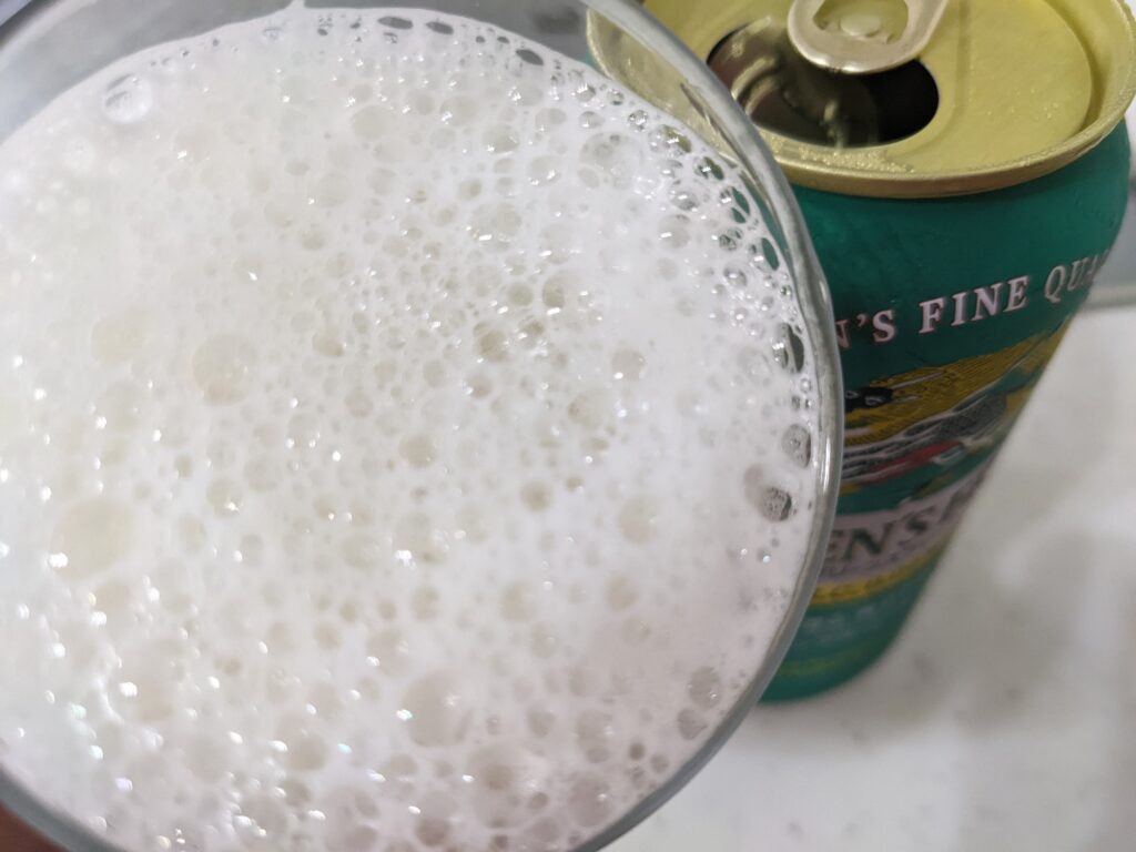 グリーンズフリーを飲むところ