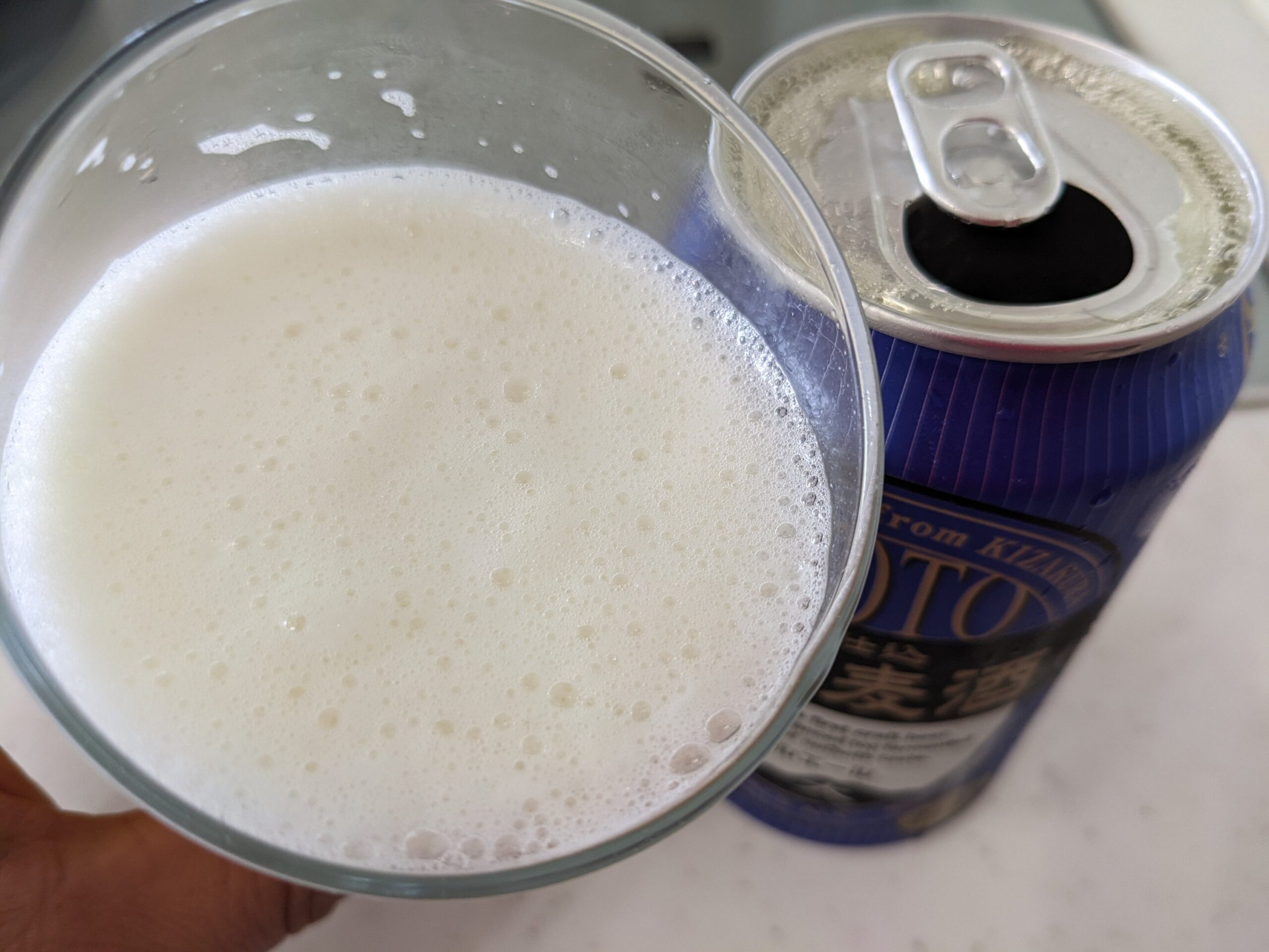 「京都麦酒ペールエール」を一口飲んだところ