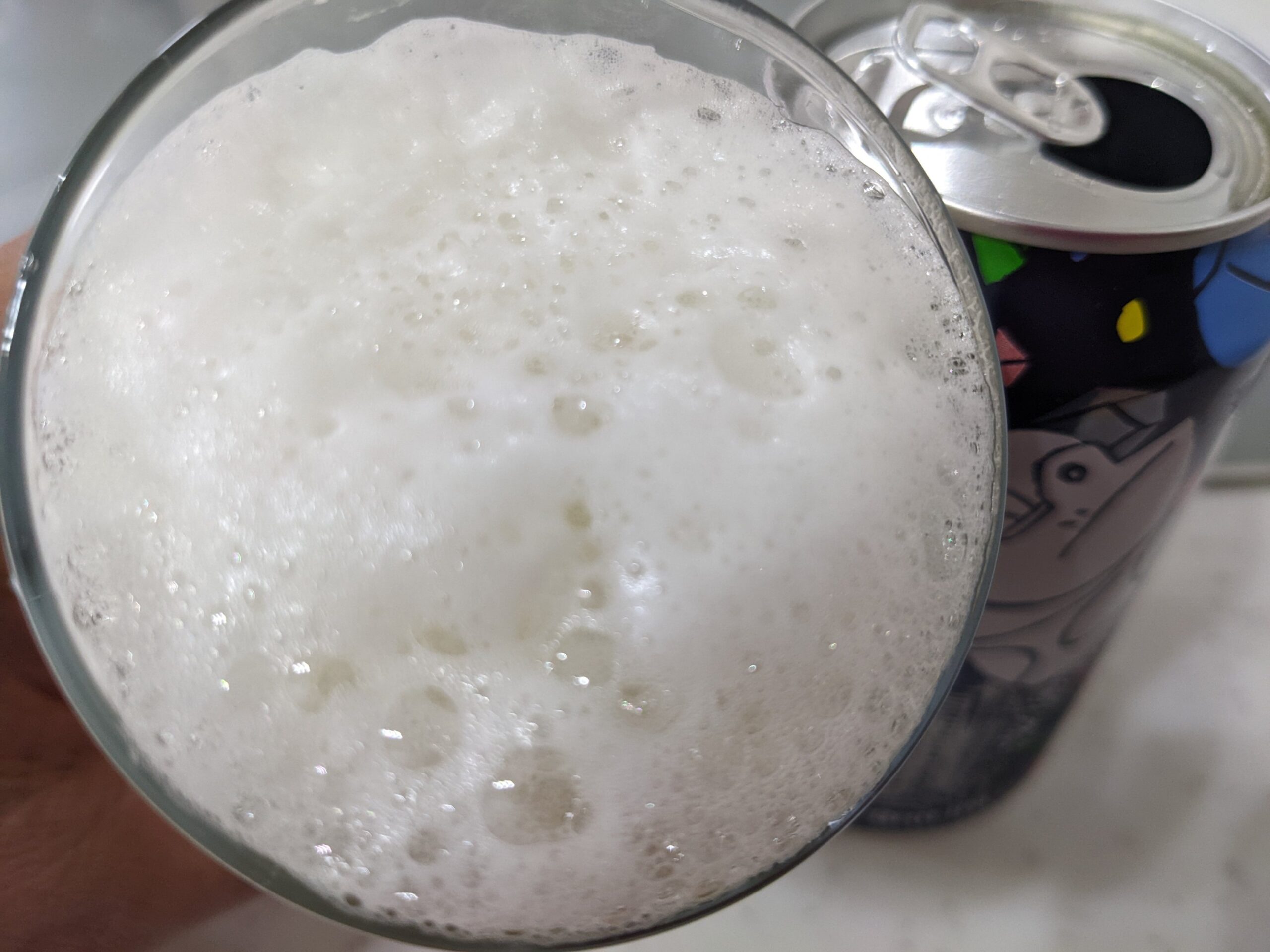 「僕ビール、君ビール。満天クライマー」を飲むところ
